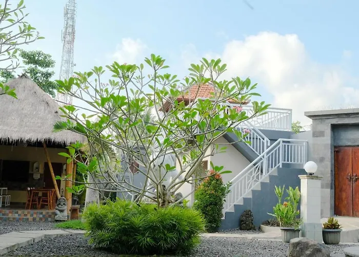 Bambu Lokha Guest House, Gianyar Bali ゲストハウス 4*