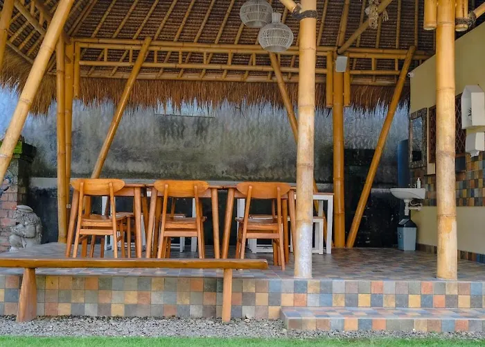 ゲストハウス Bambu Lokha Guest House, Gianyar Bali 4*